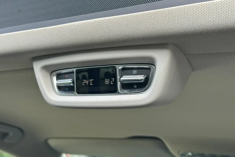 Mercedes-Benz V din 2020 cu 137.150 km - oferta MER167069 - foto 28