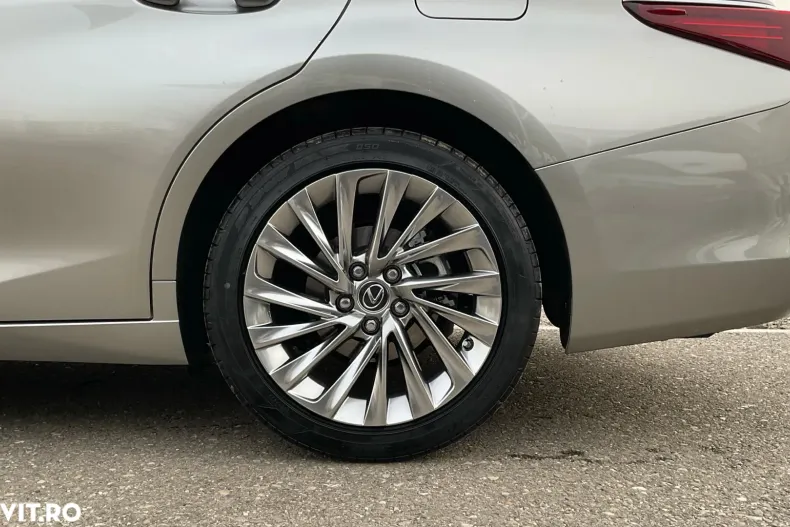 Lexus Seria ES din 2025 cu 11.468 km - oferta LEX167070 - foto 11