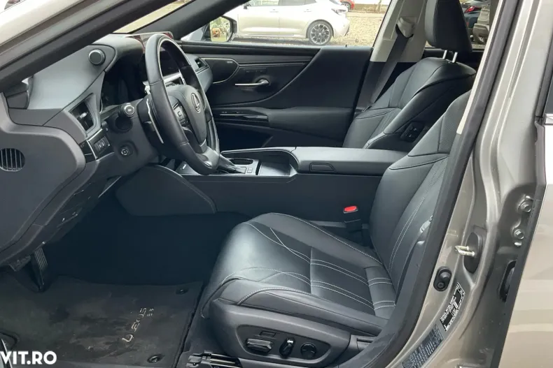 Lexus Seria ES din 2025 cu 11.468 km - oferta LEX167070 - foto 12