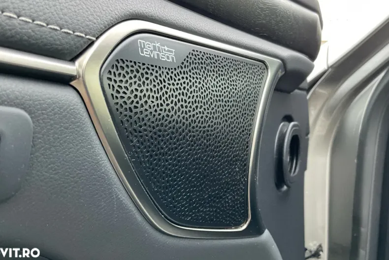 Lexus Seria ES din 2025 cu 11.468 km - oferta LEX167070 - foto 24