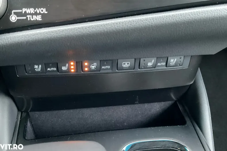 Lexus Seria ES din 2025 cu 11.468 km - oferta LEX167070 - foto 28