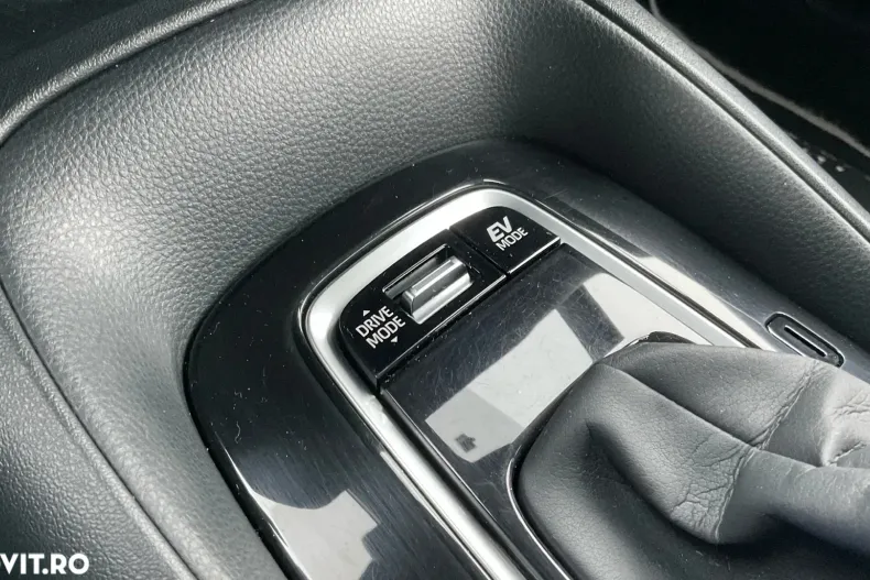 Toyota Corolla din 2022 cu 105.033 km - oferta TOY167072 - foto 32