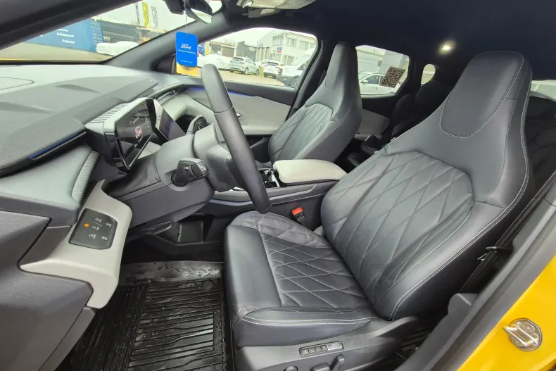 Ford Capri din 2024 cu 12.700 km - oferta FOR167076 - foto 10