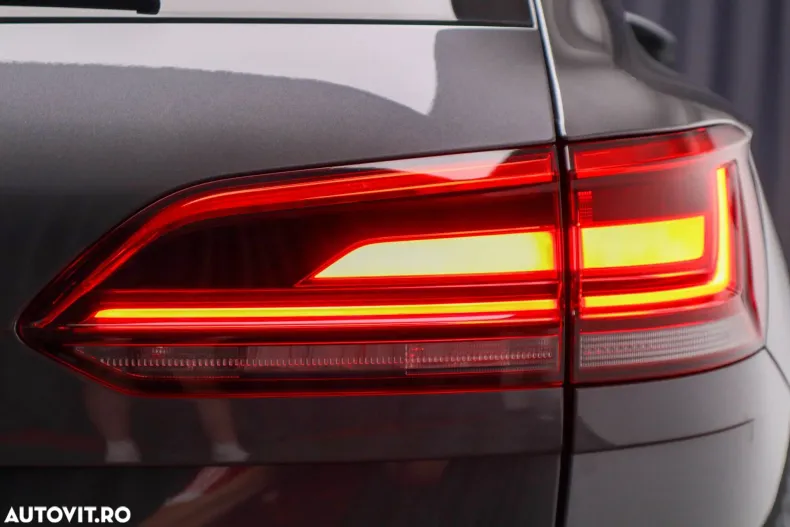 Volkswagen Touareg din 2021 cu 168.040 km - oferta VOL167079 - foto 19
