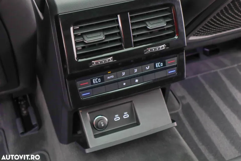 Volkswagen Touareg din 2021 cu 168.040 km - oferta VOL167079 - foto 25