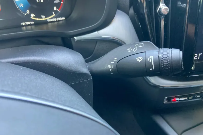 Volvo XC60 din 2019 cu 163.000 km - oferta VOL167084 - foto 18