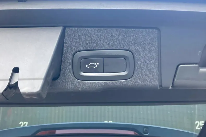 Volvo XC60 din 2019 cu 163.000 km - oferta VOL167084 - foto 20