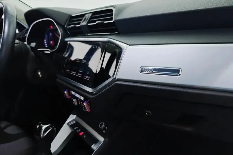 Audi Q3 din 2021 cu 140.939 km - oferta AUD167088 - foto 8