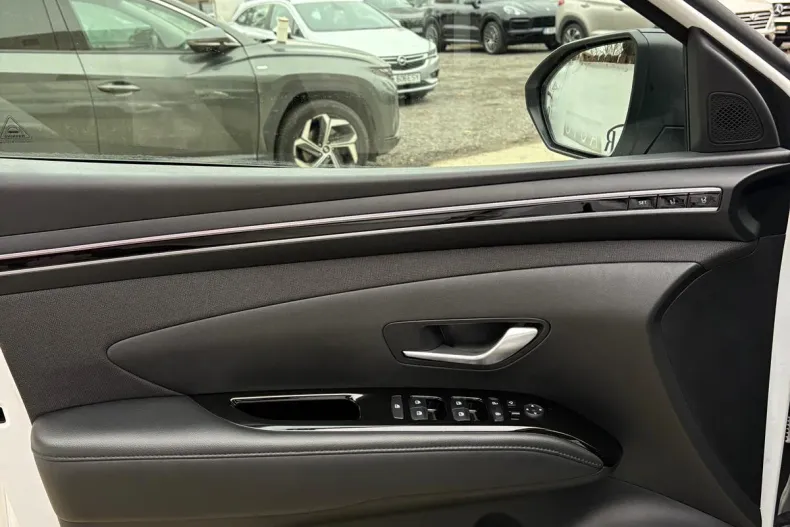 Hyundai TUCSON din 2021 cu 43.213 km - oferta HYU167089 - foto 36