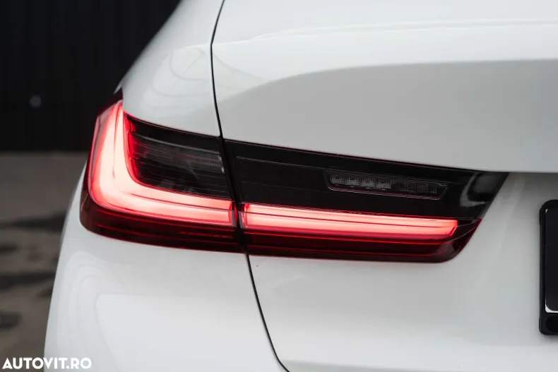 BMW Seria 3 din 2022 cu 132.561 km - oferta BMW167093 - foto 12