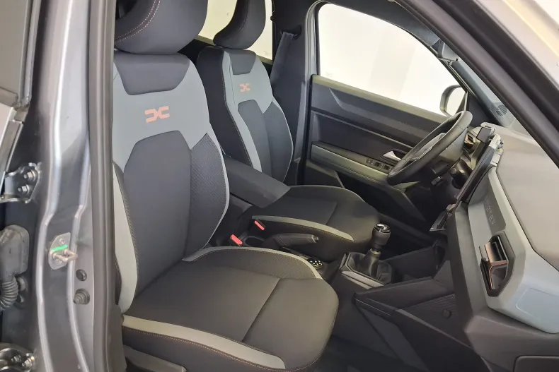 Dacia Duster din 2024 cu 20 km - oferta DAC167103 - foto 27