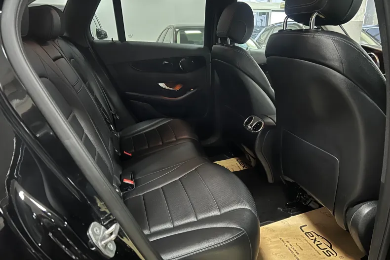 Mercedes-Benz GLC din 2020 cu 84.900 km - oferta MER167111 - foto 17