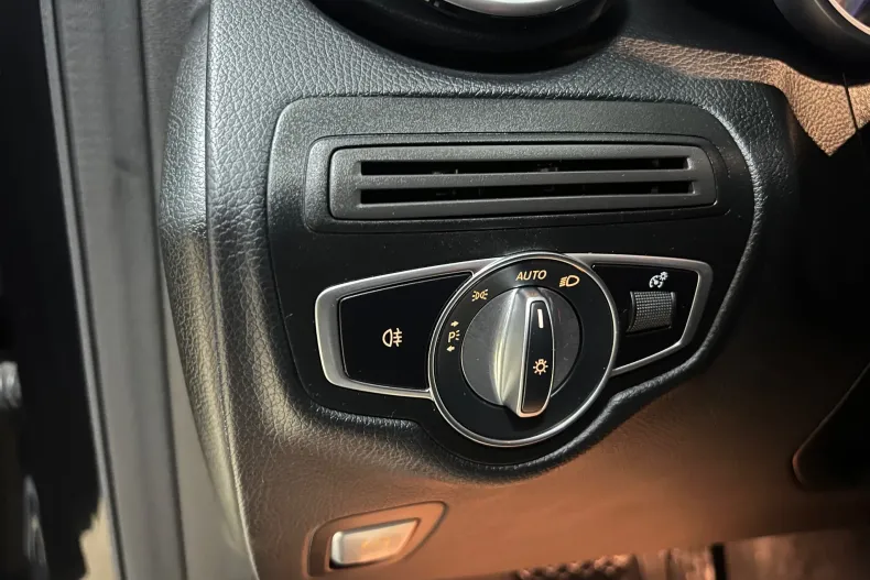 Mercedes-Benz GLC din 2020 cu 84.900 km - oferta MER167111 - foto 26