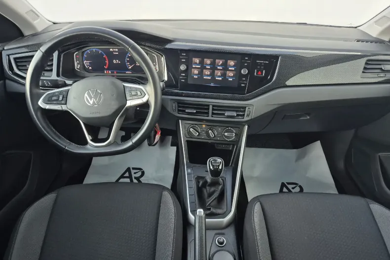 Volkswagen Polo din 2023 cu 69.005 km - oferta VOL167114 - foto 12