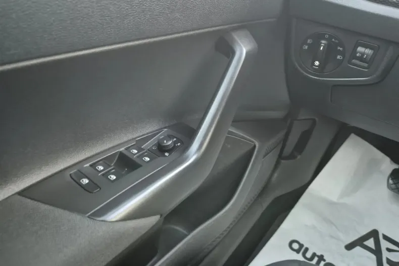 Volkswagen Polo din 2023 cu 69.005 km - oferta VOL167114 - foto 13