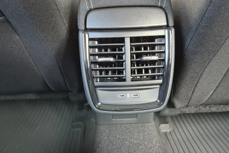 Skoda Kamiq din 2025 cu 2.350 km - oferta SKO167117 - foto 12