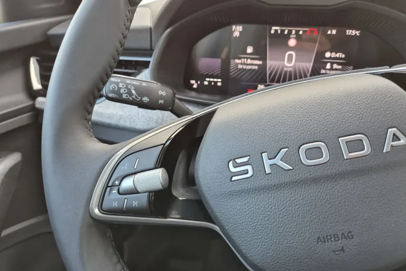 Skoda Kamiq din 2025 cu 2.350 km - oferta SKO167117 - foto 16