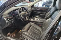 BMW Seria 7 din 2019 cu 177.260 km - oferta BMW167127 - foto 3