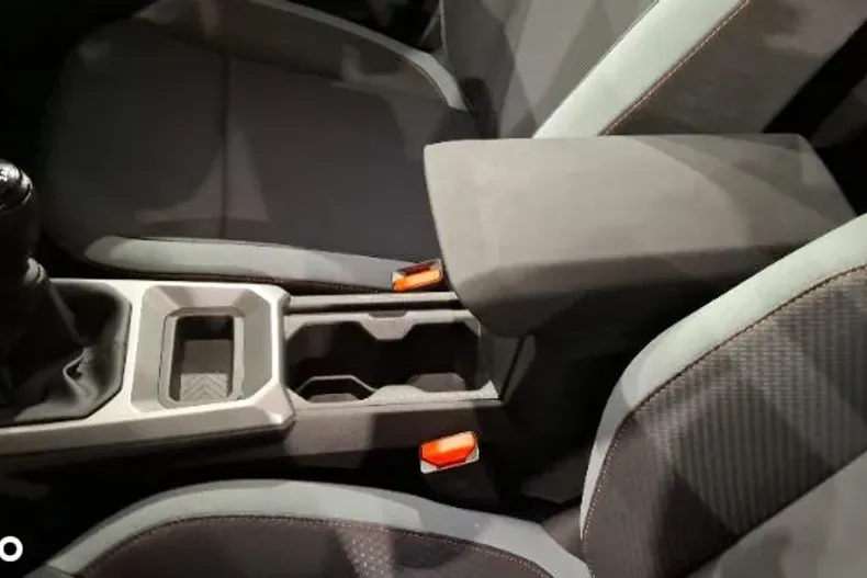 Dacia Bigster din 2025 cu 12.489 km - oferta DAC167129 - foto 18