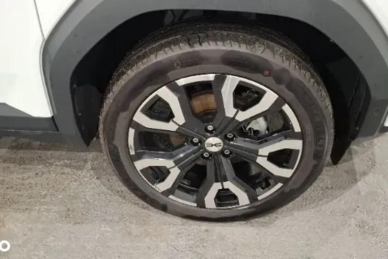 Dacia Bigster din 2025 cu 15.298 km - oferta DAC167130 - foto 6