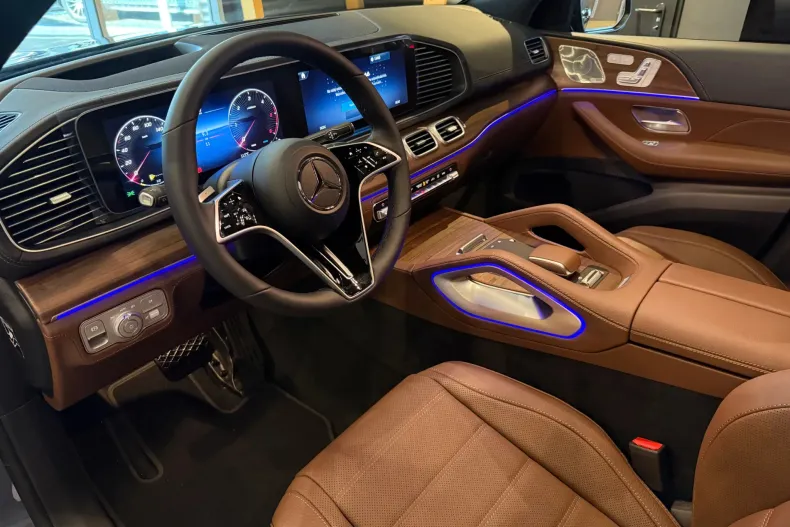 Mercedes-Benz GLE Coupe din 2025 cu 1 km - oferta MER167139 - foto 2