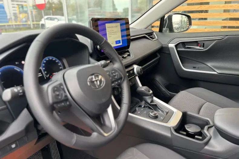 Toyota RAV4 din 2025 cu 7 km - oferta TOY167141 - foto 13