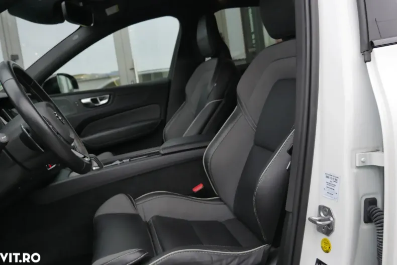 Volvo XC60 din 2019 cu 132.956 km - oferta VOL167143 - foto 18