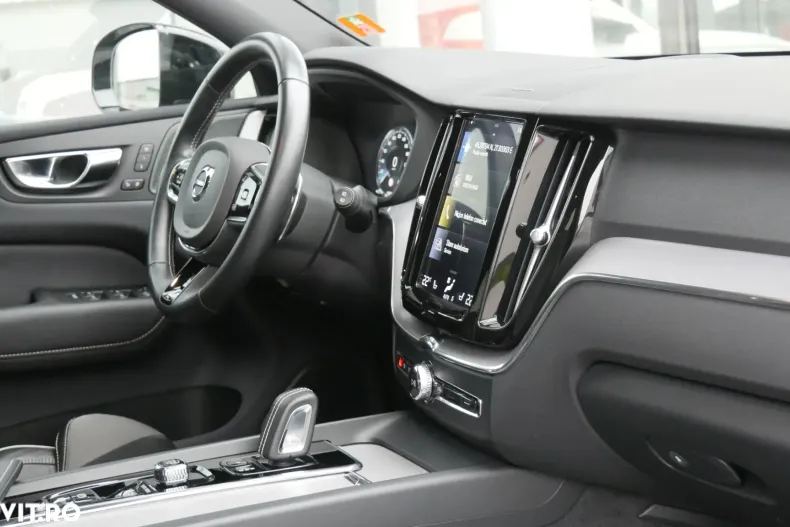 Volvo XC60 din 2019 cu 132.956 km - oferta VOL167143 - foto 22