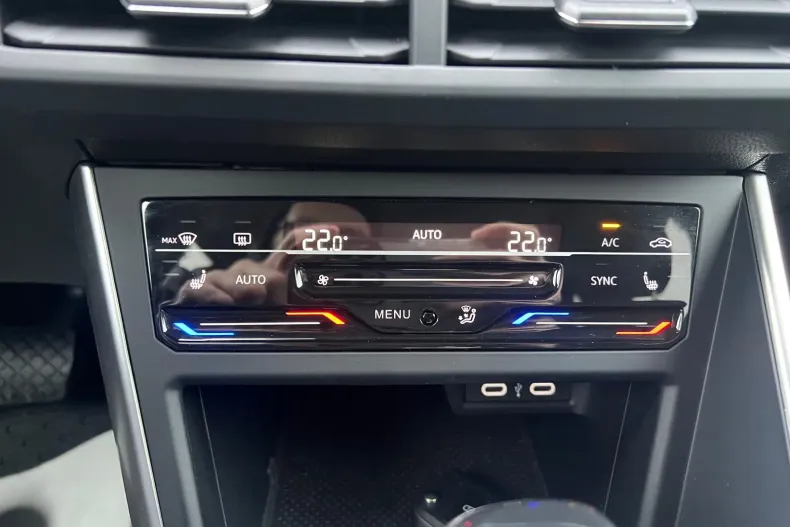 Volkswagen Taigo din 2024 cu 21.448 km - oferta VOL167147 - foto 14