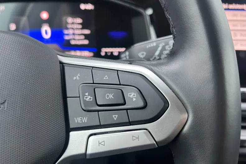 Volkswagen Taigo din 2024 cu 21.448 km - oferta VOL167147 - foto 18