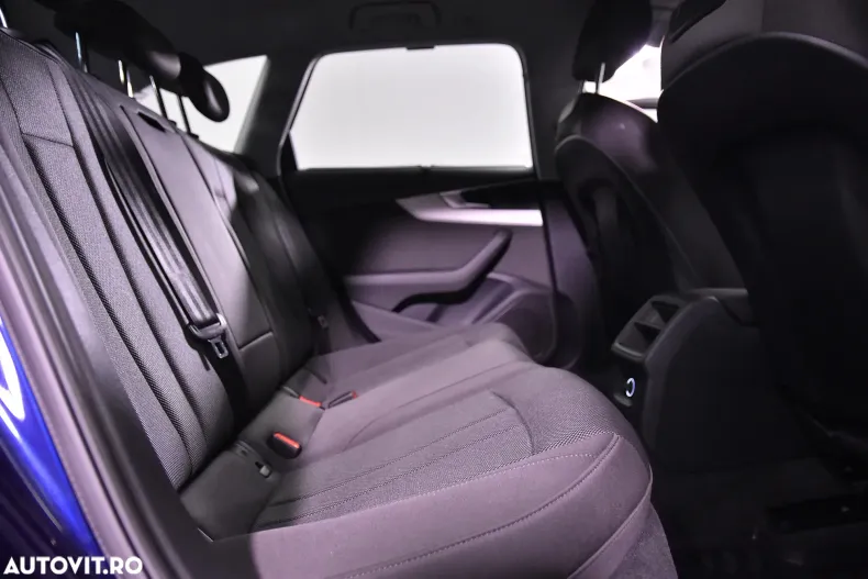 Audi A4 din 2020 cu 125.004 km - oferta AUD167148 - foto 12