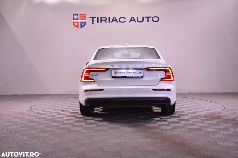 Volvo S60 din 2024 cu 30.200 km - oferta VOL167149 - foto 4