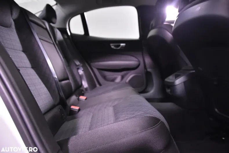 Volvo S60 din 2024 cu 30.200 km - oferta VOL167149 - foto 12