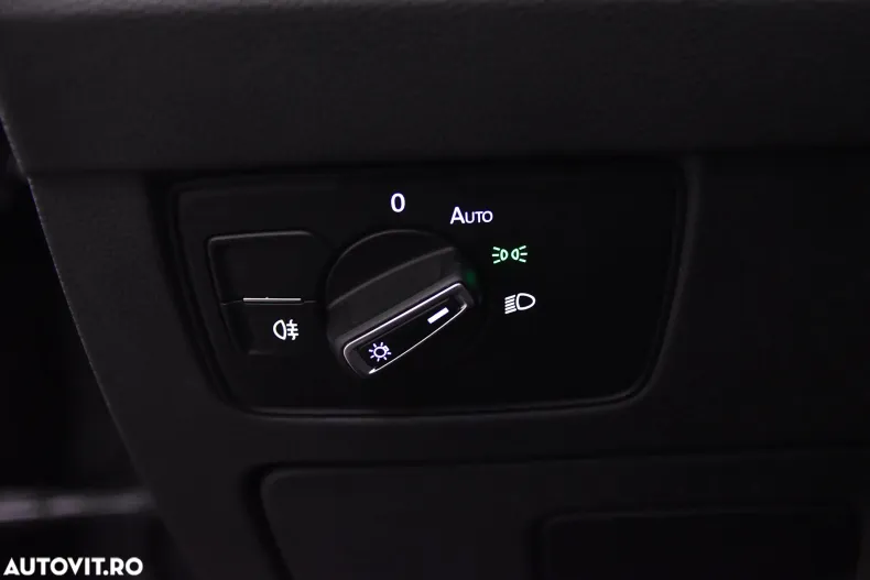 Volkswagen Passat din 2022 cu 135.713 km - oferta VOL167151 - foto 15