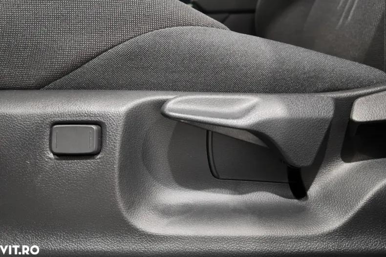 Toyota C-HR din 2024 cu 10.900 km - oferta TOY167164 - foto 11