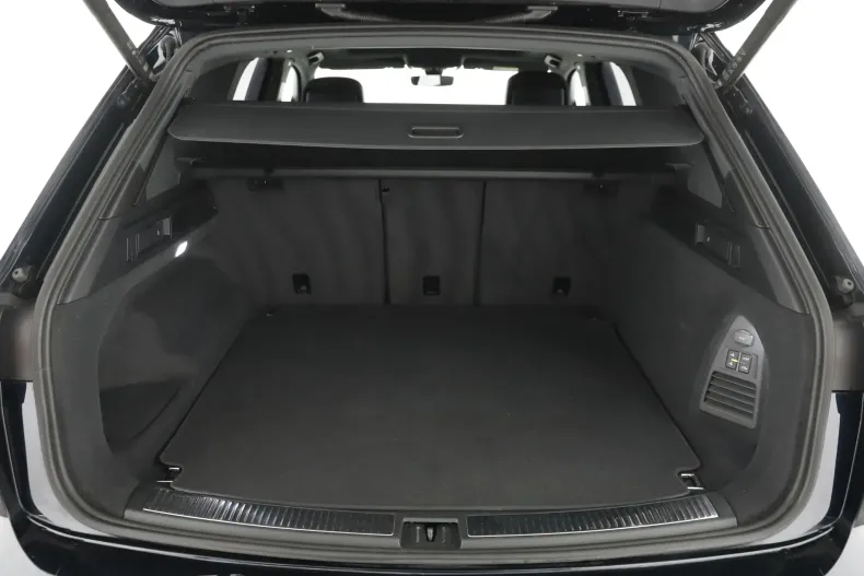 Volkswagen Touareg din 2021 cu 135.336 km - oferta VOL167171 - foto 23