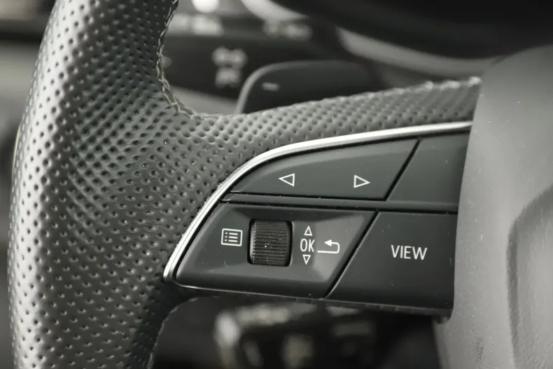 Audi A4 din 2022 cu 49.877 km - oferta AUD167172 - foto 17