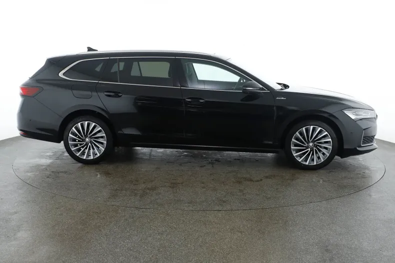 Skoda Superb din 2024 cu 18.897 km - oferta SKO167179 - foto 4