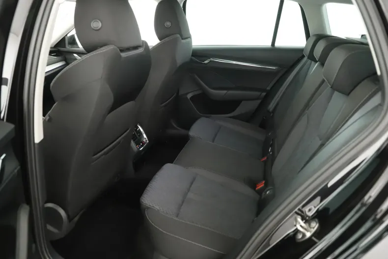 Skoda Octavia din 2022 cu 81.825 km - oferta SKO167180 - foto 9