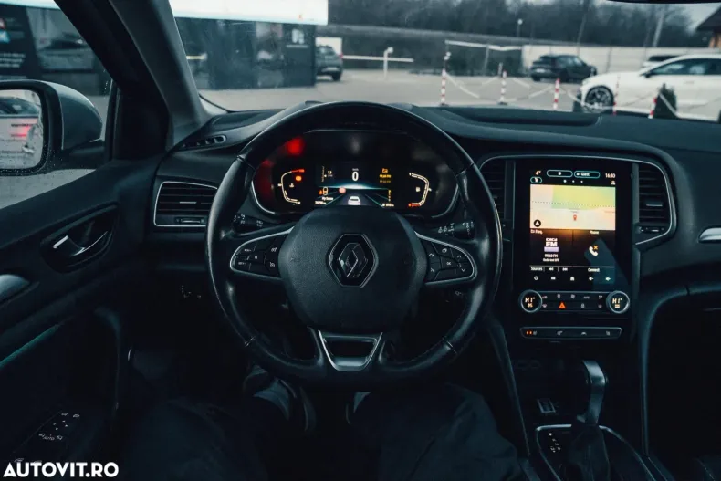 Renault Megane din 2023 cu 70.798 km - oferta REN167196 - foto 7
