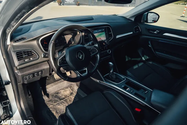 Renault Megane din 2023 cu 82.103 km - oferta REN167197 - foto 7