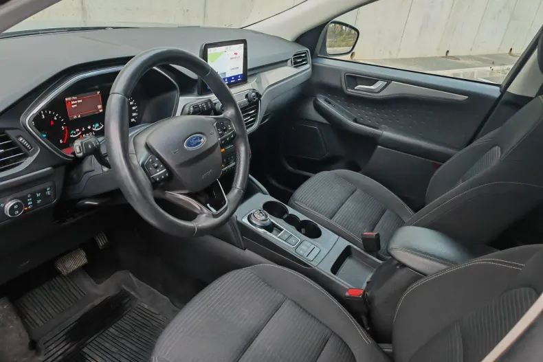 Ford Kuga din 2020 cu 80.421 km - oferta FOR167198 - foto 10