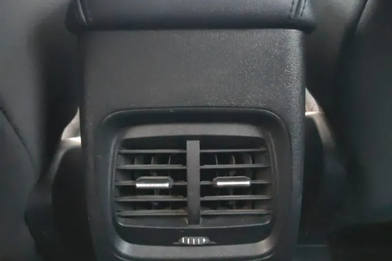 Ford Kuga din 2020 cu 80.421 km - oferta FOR167198 - foto 11