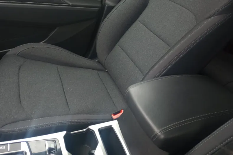 Ssangyong Korando din 2024 cu 5.200 km - oferta SSA167199 - foto 9