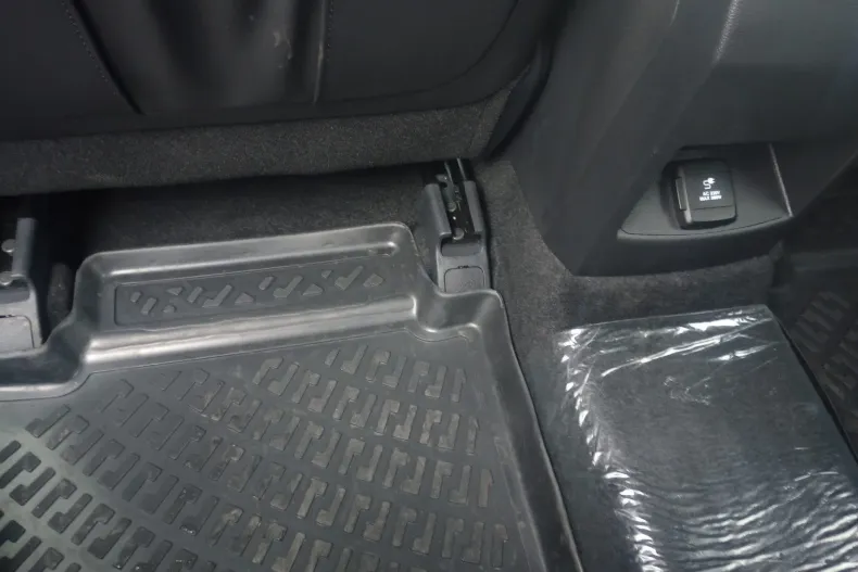 Ssangyong Korando din 2024 cu 5.200 km - oferta SSA167199 - foto 11