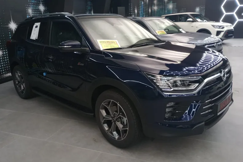 KG Mobility Korrando din 2024 cu 6.900 km - oferta KGM167200 - foto 4