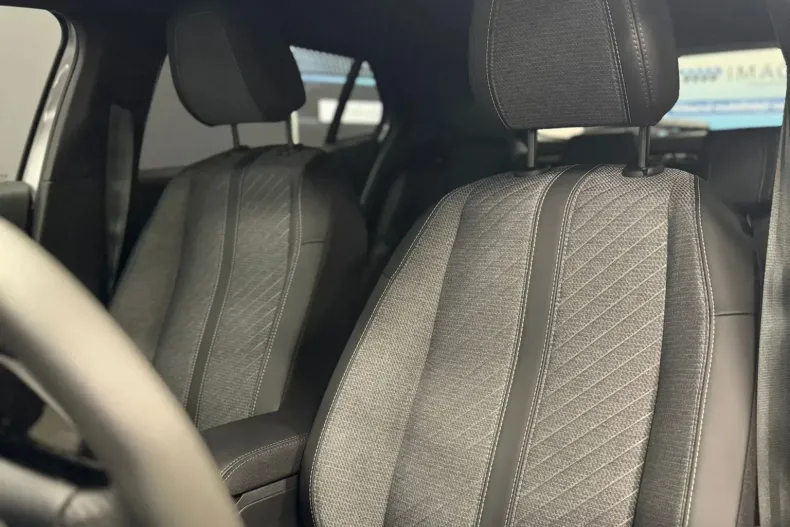 Peugeot 2008 din 2025 cu 1 km - oferta PEU167201 - foto 6