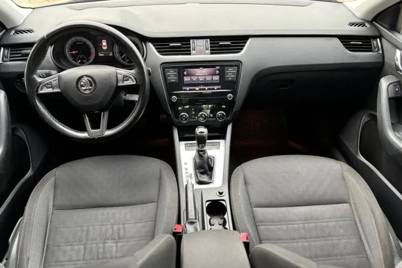 Skoda Octavia din 2019 cu 130.000 km - oferta SKO167205 - foto 4