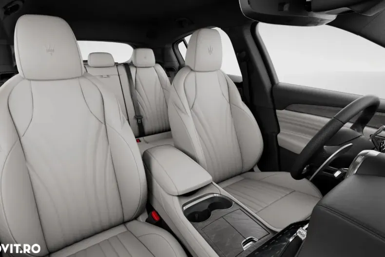 Maserati Grecale din 2025 cu 1 km - oferta MAS167206 - foto 7