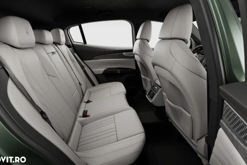 Maserati Grecale din 2025 cu 1 km - oferta MAS167206 - foto 8